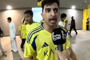 暴怒的勝利球迷咆哮：我們想要的是獎杯，而不是SIUU！