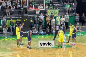 狀態(tài)不佳！林葳半場(chǎng)替補(bǔ)出戰(zhàn)6分鐘3投0中，僅靠罰球得到1分！