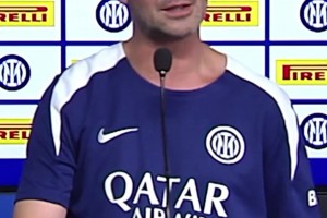 抬起頭來！齊沃：用微笑面對一切，努力讓自己變得更好??