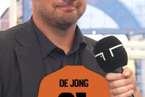 保持沉默直到聽到比自己強的荷蘭球員，看看斯內(nèi)德的選擇??