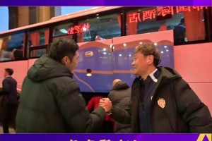 老甲A齊聚！楊晨、徐陽等老國腳現(xiàn)身傳承足球明星聯(lián)賽，好多熟面孔